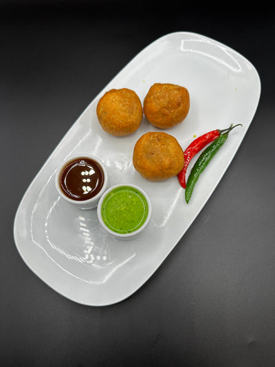 KACHORI FILLED WITH PEAS